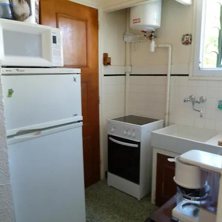 Roger 아파트